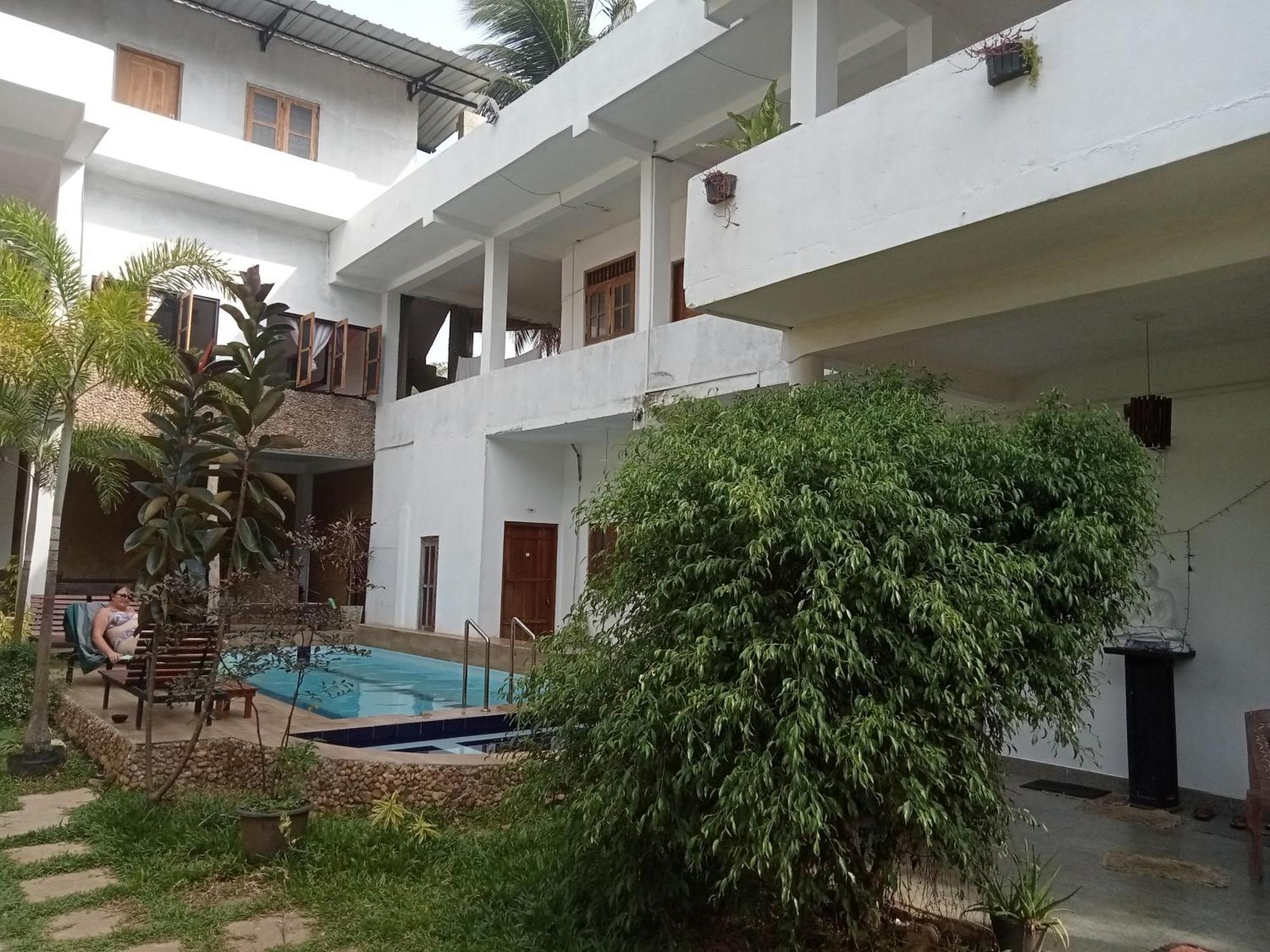Wild Eagle Safari Resort Udawalawe Bagian luar foto