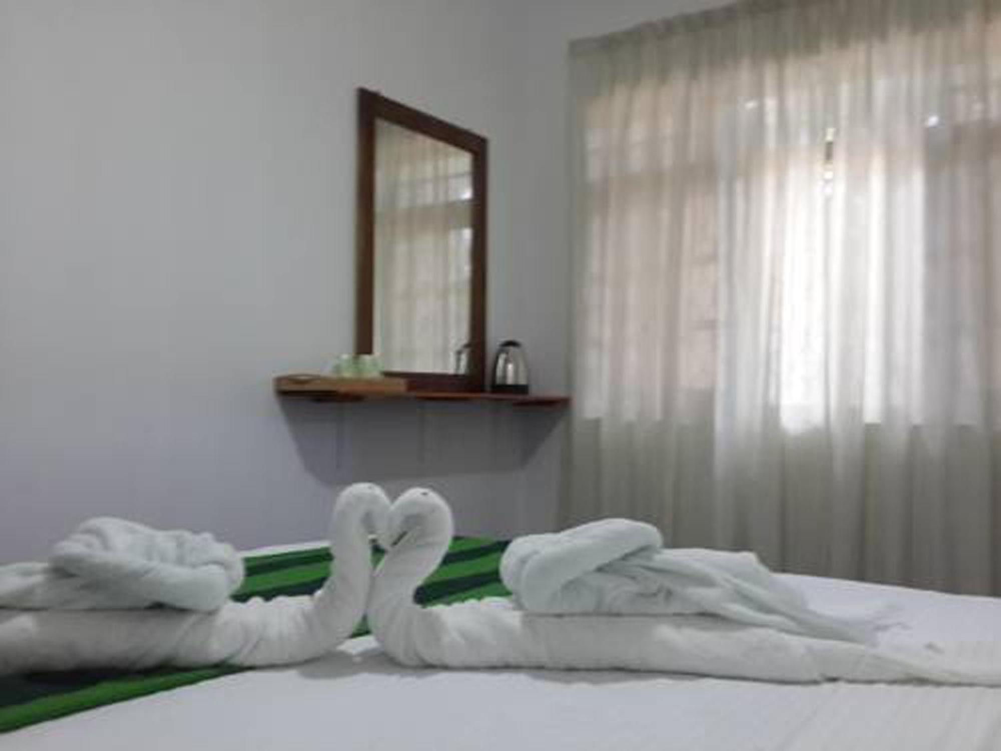 Wild Eagle Safari Resort Udawalawe Bagian luar foto