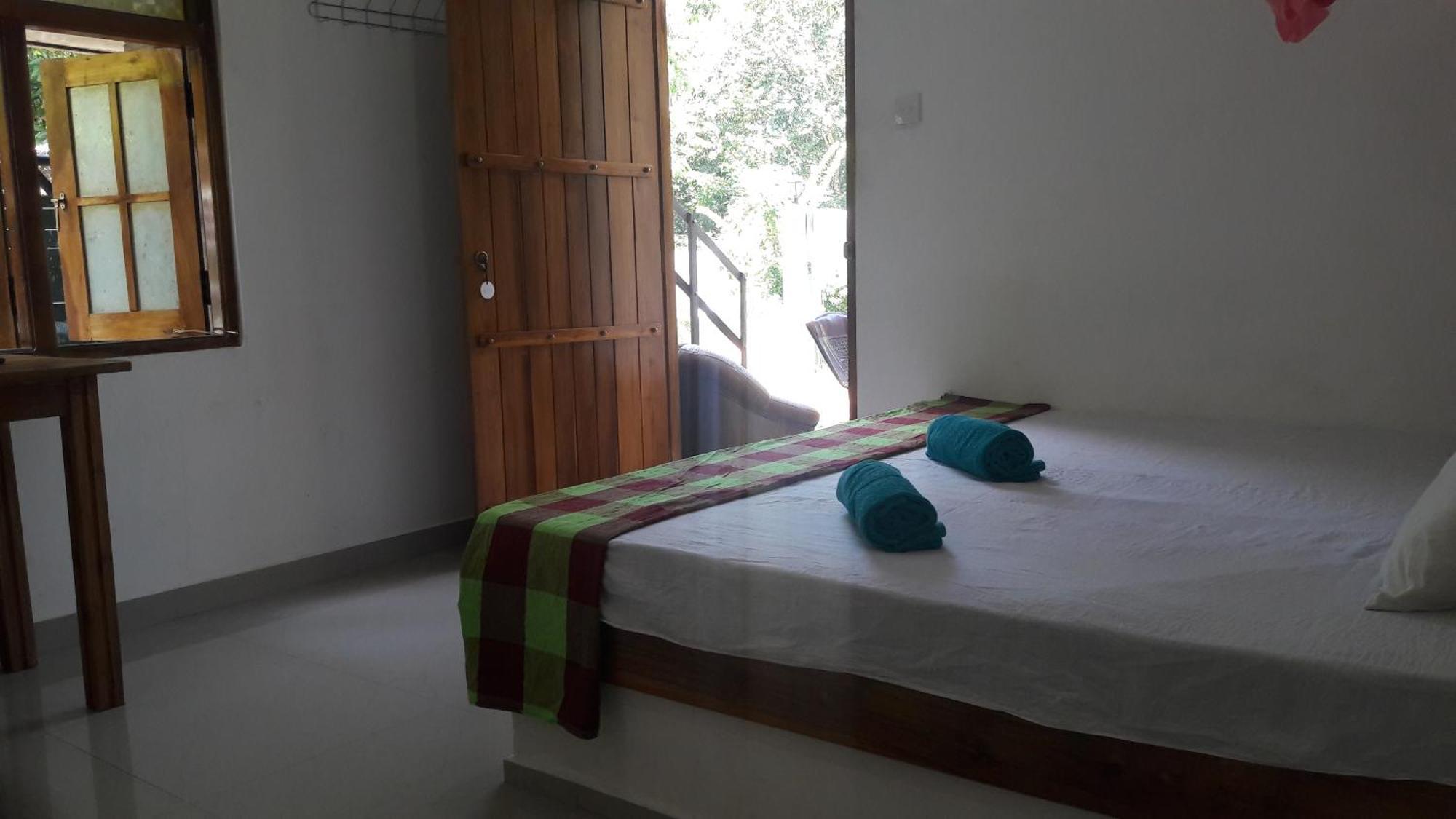 Wild Eagle Safari Resort Udawalawe Bagian luar foto